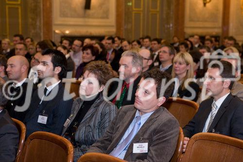 (c) fotodienst / Anna Rauchenberger - Wien, am 27.01.2010 - 'Reporting: right-fast-smart ? Wirkungsvolles Management-Reporting' lautete der Titel des Management Cercles, zu dem die führende österreichische Unternehmensberatung Contrast Management-Consulting am 27. Jänner ins Haus der Industrie einlud. Wie ein optimiertes, wirkungsvolles Reporting aussehen muss, wurde an diesem Abend sehr lebhaft diskutiert.