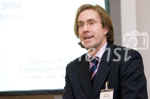 (c) fotodienst / Anna Rauchenberger - Wien, am 13.11.2009 - Im Rahmen des 30. Österreichischen Controllertags im Tageszentrum des Schlosses Schönbrunn nahmen 22 Absolventen des Professional MBA-Programms Controlling & Finance ihren MBA-Titel entgegen. FOTO: Dr. Andreas Zwickle, Programmmanagement MBA Controlling & Finance