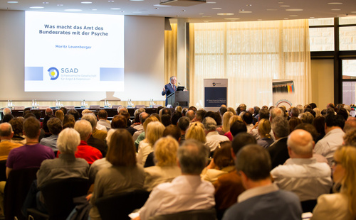  c) fotodienst/Boaz Heller. Zurich, 16.4.2015, 6th Swiss Forum for Mood and Anxiety Disorders (SFMAD). Moritz Leuenberger.