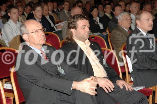 Der diesjährige Aufzugstag, veranstaltet von TÜV Österreich und Gemeinde Wien. foto: links Ing.Mag. Albert MM Pilger (PFM Pilger FM GmbH); Robert Mair (D.Swarovski & CO)