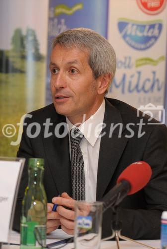 (c) fotodienst -  Eisenstadt, am 02.06.2010 - Pressefrühstück Burgenlandmilch, FOTO:  Mag. Alfred Berger (NÖM)