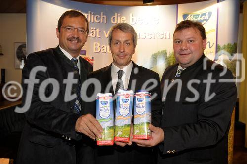 (c) fotodienst -  Eisenstadt, am 02.06.2010 - Pressefrühstück Burgenlandmilch, FOTO: v.li.: Ing. Werner Falb-Meixner (Landesrat, Burgenländische Landesregierung ), Mag. Alfred Berger (NÖM), Ing. Leopold Gruber-Doberer (MGN Milchgenossenschaft Niederösterreich) 