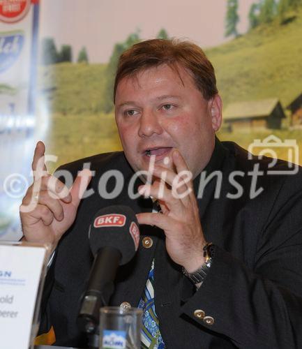 (c) fotodienst -  Eisenstadt, am 02.06.2010 - Pressefrühstück Burgenlandmilch, FOTO: Ing. Leopold Gruber-Doberer (MGN Milchgenossenschaft Niederösterreich) 