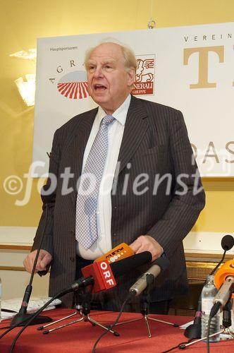 (c) fotodienst/Dan Carabas - Wien 05.10.06 - Theater an der Wien - Präsentation des Jahresprogramms 2007 - FOTO: KR Franz Häußler, Generaldirektor der Vereinigten Bühnen Wien