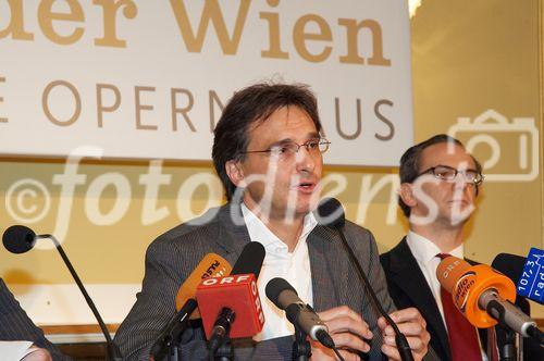 (c) fotodienst/Dan Carabas - Wien 05.10.06 - Theater an der Wien - Präsentation des Jahresprogramms 2007 - FOTO: v.li.: Roland Geyer, Fabio Luisi