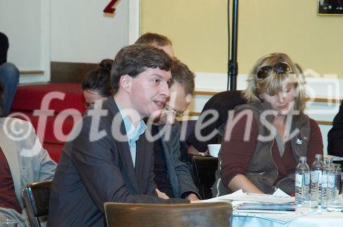 (c) fotodienst/Dan Carabas - Wien 05.10.06 - Theater an der Wien - Präsentation des Jahresprogramms 2007 - FOTO: Gäste