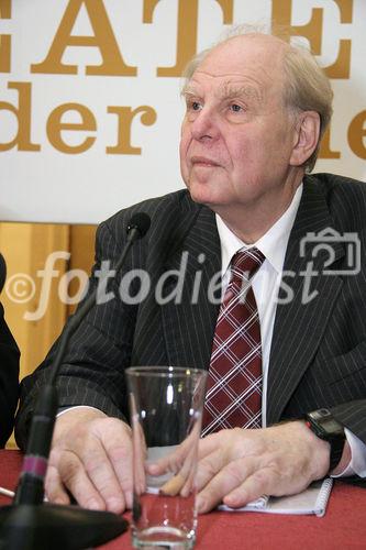 Das Theater an der Wien eröffnet als ganzjährig bespieltes Stagione-Opernhaus eine neue, eigenständige Kategorie im Wiener Kulturbetrieb. Bild: KR Franz Häußler (Generaldirektor Vereinigte Bühnen Wien). Foto: Anna Rauchenberger, Wien, 5.1.2006