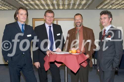 von li. nach re. : Mag. Stefan Vigl, Walter Zimper, Dr. Klaus Mayramhof, Mag. Martin Platzer