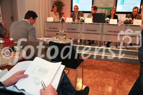  (c) fotodienst/Katharina Schiffl - Wien, am 17.04.2012 - Anlässlich des Geburtstages von Samuel Hahnemann, dem Begründer der Homöopathie, lädt der Verein zur Förderung der Homöopathie und Gesundheit (VHG) zum Pressefrühstück 