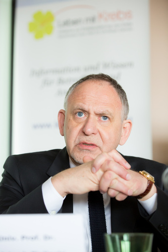 (c) fotodienst / Anna Rauchenberger - Wien, am 01.04.2014 - Diagnose Krebs - Aufklärung und Wissen - die Basis der Betreuungsoptimierung. FOTO Univ.-Prof. Dr. Christoph Zielinski, Vorstand der Univ. Klinik für Innere Medizin I und Leiter der Klinischen Abteilung für Onkologie, AKH Wien, MedUni: