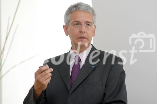 (c) Fotodienst / Daniel K. Gebhart - Pressekonferenz Konica Minolta - Innovative Wege zum Top-Systemintegrator - FOTO: Ing. Johannes Bischof (Geschäftsführer Konica Minolta Business Solutions Austria).