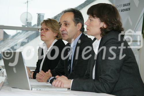 (C) fotodienst/Anna Rauchenberger - Wien 05.12.2006  - Acht führene Unternehmen der österreichischen Baustoffindustrie haben gemeinsam die Plattform BAUGENIAL gegründet. Ihr Ziel ist die Forcierung des Leichtbaus in Österreich. FOTO v.l.: Susanne Senft (Unternehmenskommunikation), Ing. Peter Leditznig (GF M+V RIGIPS Austria) und DI Zdenka Debartoli (Leitung Marketing ISOVER Austria).