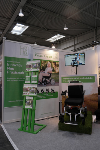 Deutschlandprämiere des SUV e-Rollstuhls 