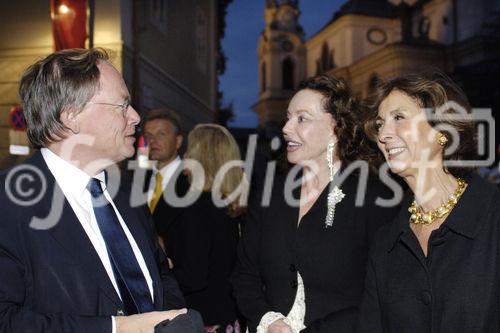 Salzburg -  Alexandra Kauka, Medien-Managerin und Vorstand der Kauka Promedia Inc. besucht in Begleitung von Yvonne Prinzessin von Hessen und Morton Hamill, das Stabat mater Konzert im Haus für Mozart. (C)Fotodienst/Sabine Bruckner