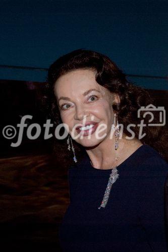 Leipzig - Die Fix&Foxi Verlegerin Alexandra Kauka besuchte, in Begleitung von Yvonne Prinzessin von Hessen und Sterling Morton Hamill, die Gala zum 80. Geburtstag von Kurt Masur im Gewandhaus Leipzig. 
Star-Dirigent Kurt Masur feierte seinen 80. Geburtstag im Leipziger Gewandhaus und hat auf seiner Gala nochmals 