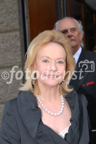 Prinzessin Yvonne von Hessen;
Salzburger Osterfestspiele 2009 - letzte Vorstellung Oper 'Siegfried'