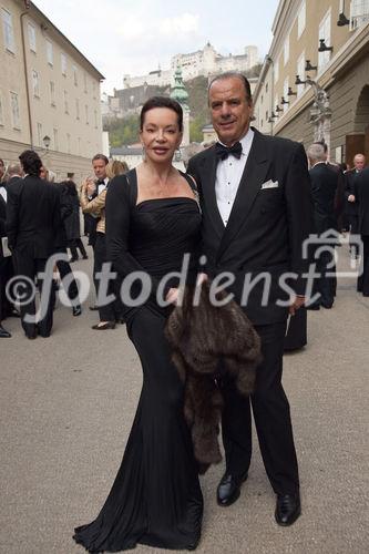 (C) fotodienst.at/ Christian Hofer: 13.4.2009 Salzburg-Alexandra Kauka, die Medien-Managerin des Comic-Imperiums von Rolf Kauka, hat in Begleitung von Prinzessin Yvonne von Hessen und Morton Hamill, die Salzburger Osterfestspiele 2009 besucht. Zur Aufführung gelangte Richard Wagner's 