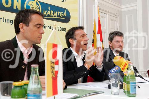 Pressekonferenz LION Mit Lehre zum Erfolg, ARGE Lehrlingsinitiative Kärnten im Amt der Kärntner Landesregierung - Spiegelsaal 
Podium vl: Landsrat Uwe Scheuch , Landeshauptmann Jörg Haider , Landesschulinspektor Herbert Torta

Foto: Johannes Puch / Fotodienst
