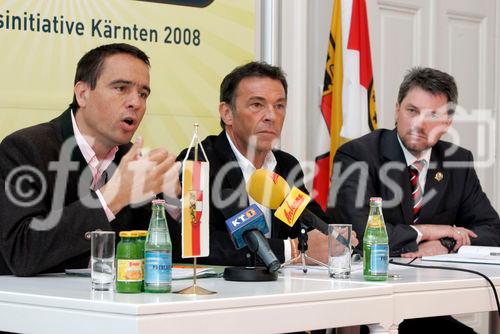 Pressekonferenz LION Mit Lehre zum Erfolg, ARGE Lehrlingsinitiative Kärnten im Amt der Kärntner Landesregierung - Spiegelsaal 
Podium vl: Landsrat Uwe Scheuch , Landeshauptmann Jörg Haider , Landesschulinspektor Herbert Torta
 
Foto: Johannes Puch / Fotodienst
