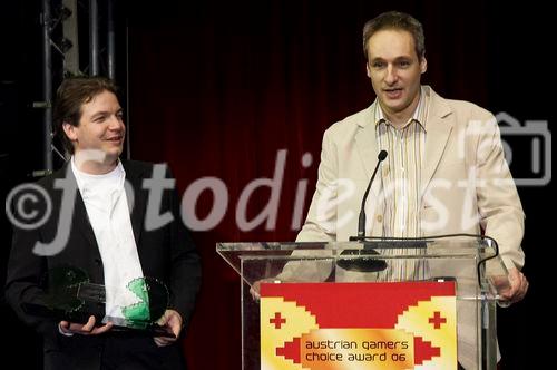 (c) fotodienst/Dan Carabas - Ebreichsdorf 19.04.06 - Austrian Gamers Choice Award 2006 - FOTO: v.li.: Jochen Ferber, Nicki Laber