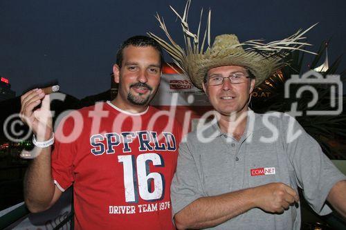 (C) fotodienst/Anna Rauchenberger - Wien 29.06.2006 - COMNET - Sommerfest 'Cuba Libre'. FOTO: Andreas Bergler (COMNET Geschäftsführer, CEO, rechts) mit VIP-Gast.
