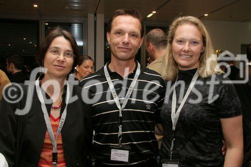 (C) fotodienst/Anna Rauchenberger - Wien 28.09.2006 - Traditionelles Herbstfest der CNT Management Consulting GmbH. FOTO: Kunden und Mitarbeiter der Firma.