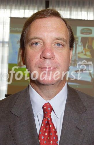 SV (Schweiz) AG eröffnet erstes Courtyard by Marriott Hotel in Zuerich Nord. Bild: Kevin Kearney, Executive Vice President International Hotel Development, International Hotel Licensing Company S.a.r.l.