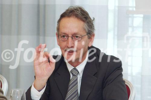 Bilanzmedienkonferenz SV Group. Bild: Ernst A. Brugger, Praesident des Verwaltungsrats, Verwaltungsratspraesident SV Group