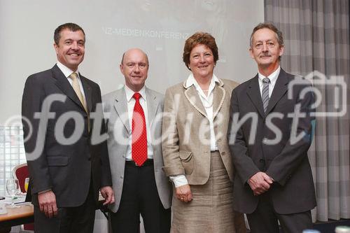 Bilanzmedienkonferenz SV Group. Bild: Philippe Echenard, CEO SV Schweiz; Ulrich Liechti, CFO SV Group; Susy Brueschweiler, CEO SV Group; Ernst A. Brugger, Praesident des Verwaltungsrats