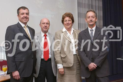 Bilanzmedienkonferenz SV Group. Bild: Philippe Echenard, CEO SV Schweiz; Ulrich Liechti, CFO SV Group; Susy Brueschweiler, CEO SV Group; Ernst A. Brugger, Praesident des Verwaltungsrats