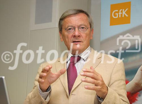 (C) Fotodienst/Anna Rauchenberger - 08.10.2007 - Wien - GfK Austria lud zur 6. Marktforschungskonferenz CEE 'Im Fokus: Südosteuropa'. FOTO: Dr. Wolfgang Schüssel (ÖVP-Klubobmann).