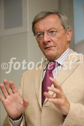 (C) Fotodienst/Anna Rauchenberger - 08.10.2007 - Wien - GfK Austria lud zur 6. Marktforschungskonferenz CEE 'Im Fokus: Südosteuropa'. FOTO: Dr. Wolfgang Schüssel (ÖVP-Klubobmann).