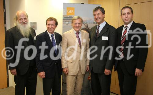 (C) Fotodienst/Anna Rauchenberger - 08.10.2007 - Wien - GfK Austria lud zur 6. Marktforschungskonferenz CEE 'Im Fokus: Südosteuropa'. FOTO v.l.: Prof. Dr. Rudolf Bretschneider (GF GfK Austria), Peter Damisch (GF GfK Austria), Dr. Wolfgang Schüssel (ÖVP-Klubobmann), Dr. Gabor Hunya (WIIW), Darko Dujic (GF GfK Slovenia).