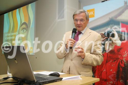 (C) Fotodienst/Anna Rauchenberger - 08.10.2007 - Wien - GfK Austria lud zur 6. Marktforschungskonferenz CEE 'Im Fokus: Südosteuropa'. FOTO: Dr. Wolfgang Schüssel (ÖVP-Klubobmann).