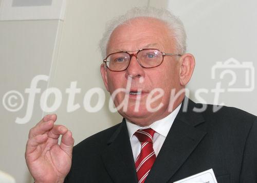 (C) fotodienst/Anna Rauchenberger - Wien 08.05.2007  -Abschied vom Durchschnitt: In der Mitte sind die größten Loser und die erfolgreichsten Champions! FOTO: Wolfgang Twardawa (Divison Mananger GfK Panel Services, Deutschland)