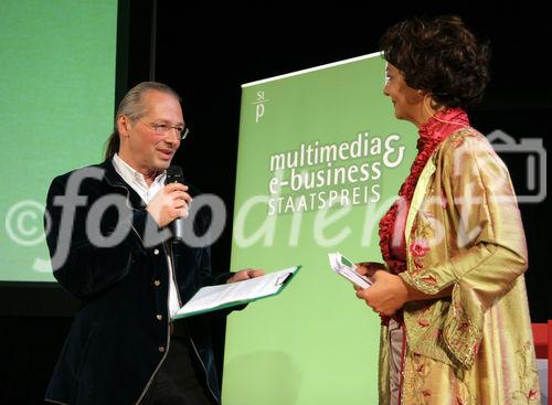 (C) Fotodienst/Anna Rauchenberger - 25.9.2007 - Wien - Heute wurde im Wiener Konzerthaus der Multimedia & Business Staatspreis verliehen. FOTO: Rainer Grünwald (Chefredakteur e-Media), Carina Felzmann (GF cox orange, Moderation).