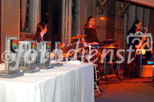 (C)fotodienst/Mag. Daniel Katzinger - Wien 25.11.2006 ICNM-EUROPRIX Top Talent Gala 2006 - Preisverleihung der einzelnen Kategorien, des Sonderpreises und des Gesamtsiegers.Foto: Band 