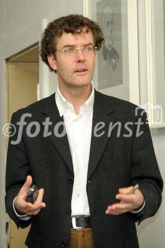 (C) Fotodienst/Anna Rauchenberger - 04.12.2007 - Wien - Pfizer veranstaltete Vorträge im Pathologisch Anatomischen Museum. FOTO: Univ.-Prof. Dr. Burkhard Gustorff, Abt.f. Allgemeine Anästhesie, AKH Wien