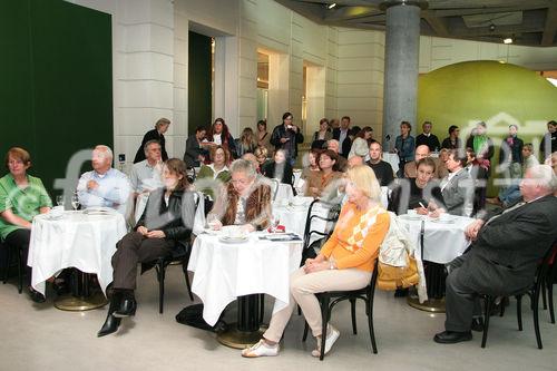 Präsentation der neuen permanenten Ausstellung im Technischen Museum Wien: Journalisten bei der Pressekonferenz