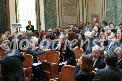 Tag der Weiterbilung - PersonalistInnenfrühstück mit Podiumsdiskussion 'Öffnung der Arbeitsmärkte'Tag der Weiterbilung - PersonalistInnenfrühstück mit Podiumsdiskussion 'Öffnung der Arbeitsmärkte'