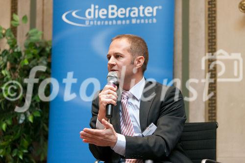 Tag der Weiterbilung - PersonalistInnenfrühstück mit Podiumsdiskussion 'Öffnung der Arbeitsmärkte'Tag der Weiterbilung - PersonalistInnenfrühstück mit Podiumsdiskussion 'Öffnung der Arbeitsmärkte'
Foto: Mag. Patrick Sagmeister (Handelsdelegierter in Pressburg)