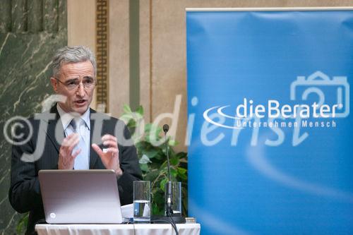 Tag der Weiterbilung - PersonalistInnenfrühstück mit Podiumsdiskussion 'Öffnung der Arbeitsmärkte'Tag der Weiterbilung - PersonalistInnenfrühstück mit Podiumsdiskussion 'Öffnung der Arbeitsmärkte'
Foto: Mag. Konrad Fankhauser (Stv. Geschäftsführung die Berater)