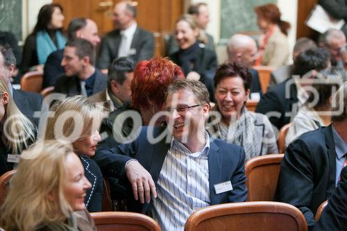 Tag der Weiterbilung - PersonalistInnenfrühstück mit Podiumsdiskussion 'Öffnung der Arbeitsmärkte'Tag der Weiterbilung - PersonalistInnenfrühstück mit Podiumsdiskussion 'Öffnung der Arbeitsmärkte'