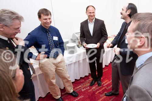 (C) fotodienst / Anna Rauchenberger - Wien, am 18.05.2010 – Beim heutigen Business-Frühstück zum Thema Datenqualität im Arcotel Kaiserwasser wurde das Vorgehensmodell von potenziellen Datenqualitäts-Initiative auf Basis von Dienstleistungen von ‚Sphinx IT Consulting’ präsentiert  sowie Oracle DQ-Tools vorgestellt.