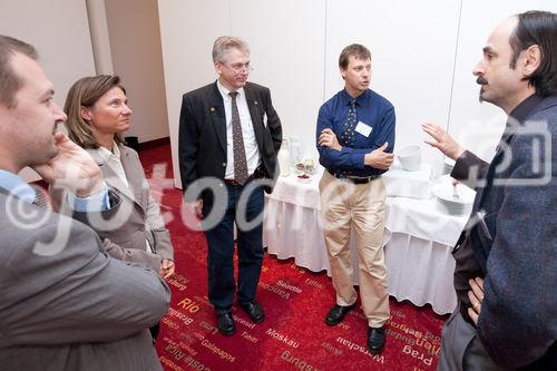 (C) fotodienst / Anna Rauchenberger - Wien, am 18.05.2010 – Beim heutigen Business-Frühstück zum Thema Datenqualität im Arcotel Kaiserwasser wurde das Vorgehensmodell von potenziellen Datenqualitäts-Initiative auf Basis von Dienstleistungen von ‚Sphinx IT Consulting’ präsentiert  sowie Oracle DQ-Tools vorgestellt.