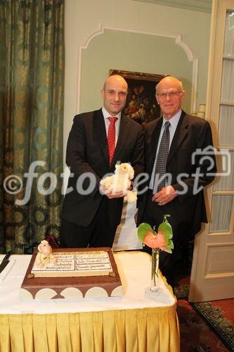 Pressekonferenz St. Anna Kinderkrebs Forschung startet EU Initiative im Kampf gegen Krebs bei Kindern. Hotel Bristol, 12.4.2011 (c) Julia Fuchs Am Bild: Riccardo Giacometti (Direktor der Hotels Bristol und Imperial) und Univ. Prof. Dr. Helmut Gadner (Institutsleiter der St. Anna Kinderkrebs Forschung)