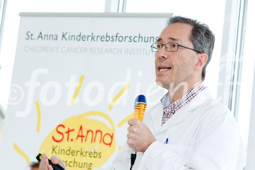 (C)fotodienst/Anna Rauchenberger Wien, 09.12.2010  - Spannungsfeld Kinderkrebs: Politisches Handeln in Österreich ist gefordert. ‚Was gilt der Prophet im eigenen Land’, fragen St. Anna Ärzte und Forscher. FOTO: OA Univ.-Doz. Dr. Michael Dworzak, Stellvertretender ärztlicher Leiter des St. Anna Kinderspitals, Projektpartner des EU-Projektes „DIRECT“, Kinderkrebsforscher