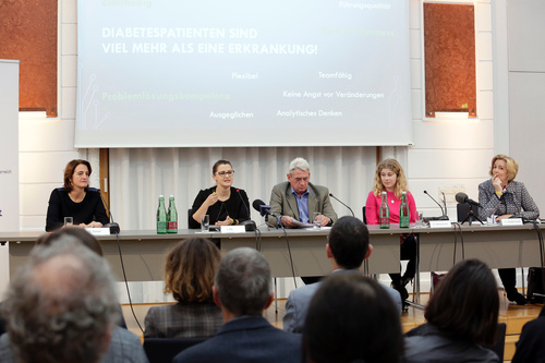 Die österreichischen Diabetes-Patientenorganisationen sprechen ab jetzt mit einer Stimme und stellen ihre Forderungen an Politik und Gesundheitspartner. Im Bild: Karin Duderstadt, Geschäftsführerin 
