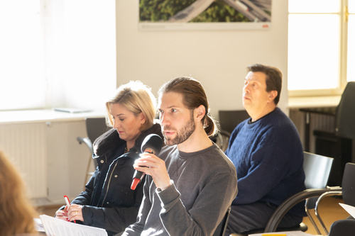 Die Österreichische Diabetes Gesellschaft informiert darüber, dass moderne Medikamente und neue technische Hilfsmittel Menschen mit Diabetes ein gutes und langes Leben ermöglichen, das sich kaum von dem Leben anderer Menschen unterscheidet. 