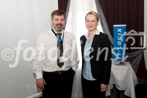 (C) Fotodienst / Fabian Henzmann, Zürich 2011. Rainer Bernhardt (Swiss Re) Ariadna Chastang (BLS)